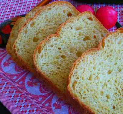 хліб пшеничний з кукурудзяним борошном і вівсяними пластівцями